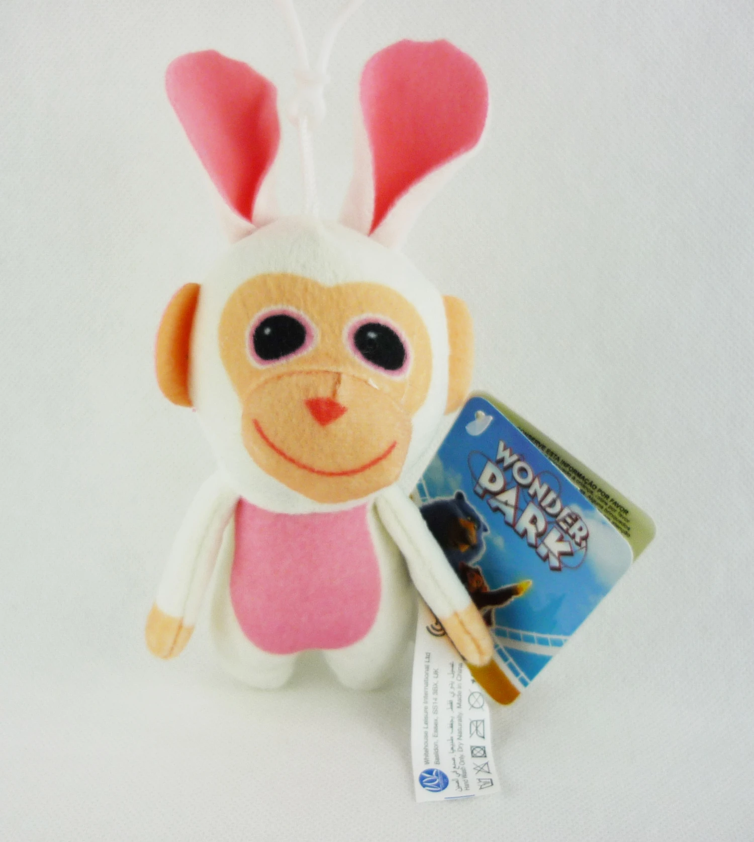 Wonder Park Anhänger Chimps Plüsch Ca 14cm - Chimp Hase 1 Wonder Park Anhänger Chimps Plüsch Ca 14cm - Chimp Hase